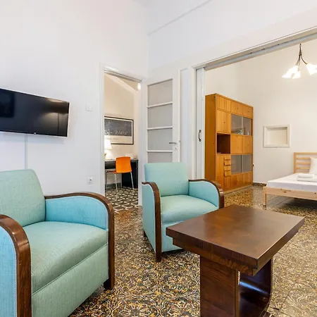 Amazing Centrally Located